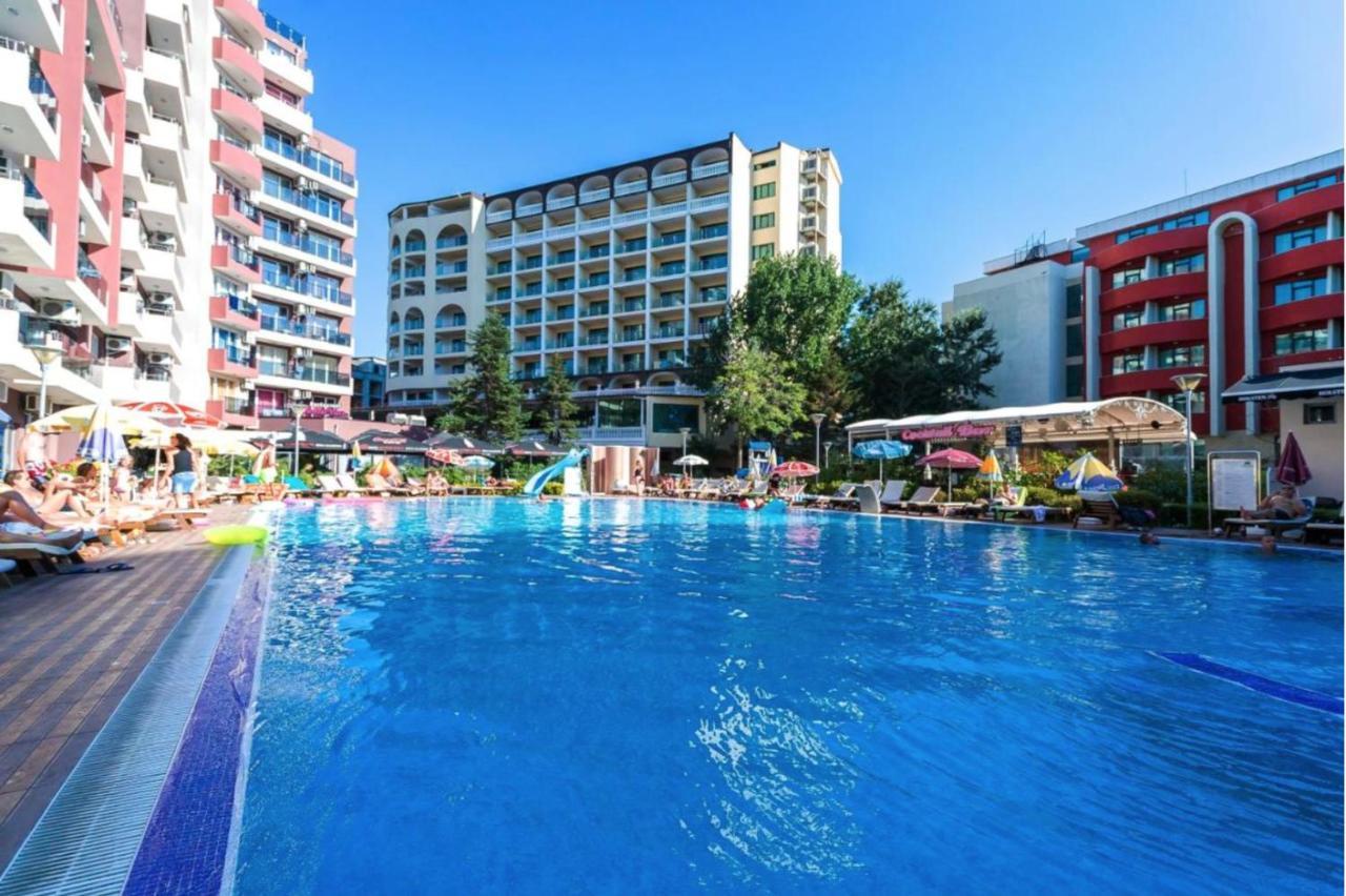 Admiral Plaza Aparthotel ซันนีบีช ภายนอก รูปภาพ